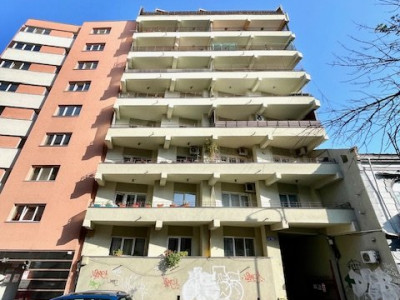 Vanzare apartament 5 camere Eminescu