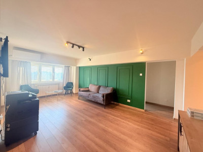 Apartament 4 camere de vânzare – Bulevardul Unirii