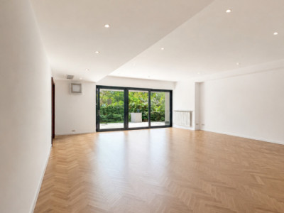 Apartament 3 camere cu grădină privată | Primăverii – Mircea Eliade